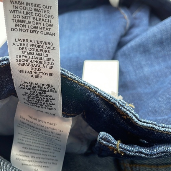 Good American Good Waist w Chewed Back Pockets - Picture 7 of 7